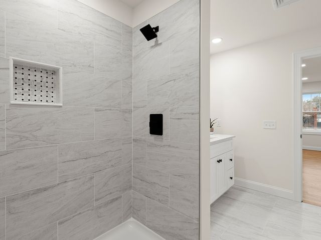 78 Wood Avenue, East Longmeadow, MA 01028