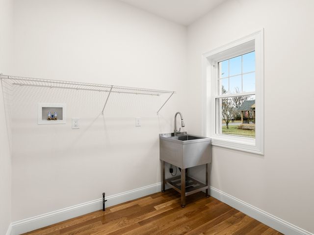 78 Wood Avenue, East Longmeadow, MA 01028