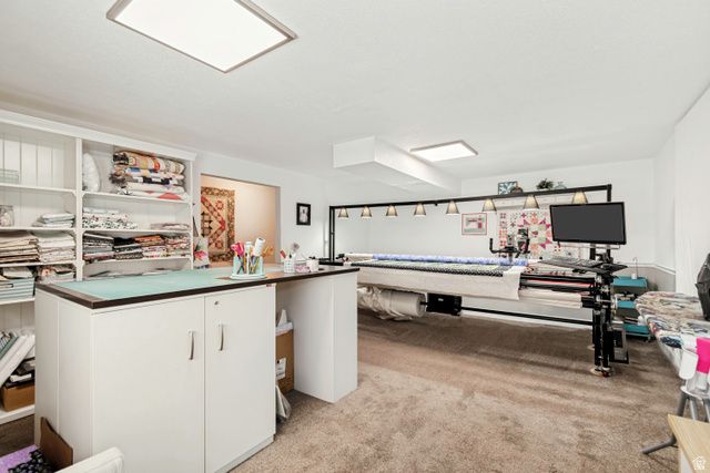 7651 S VILLAGE GLEN DR, West Jordan, UT 84081