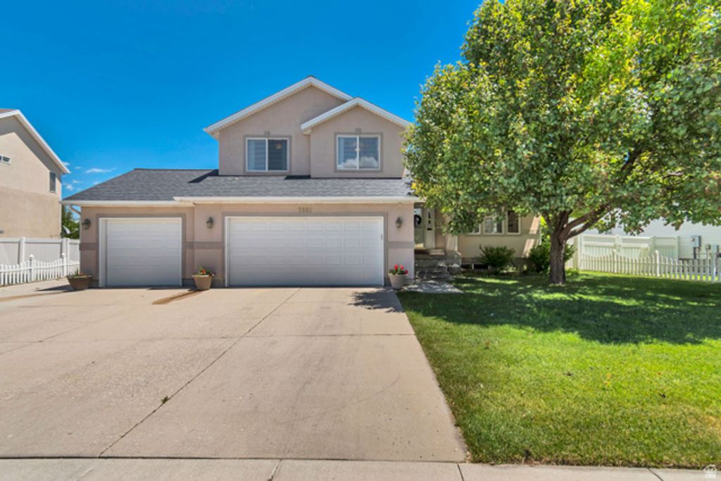 7651 S VILLAGE GLEN DR, West Jordan, UT 84081