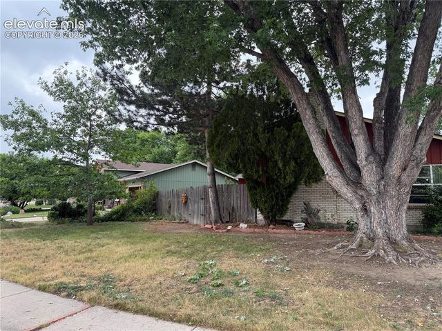 3817 N Midsummer Lane, Colorado Springs, CO 80917