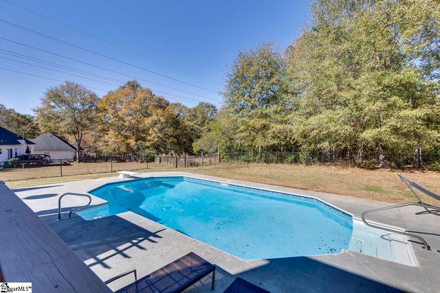 116 Royal Drive, Williamston, SC 29697