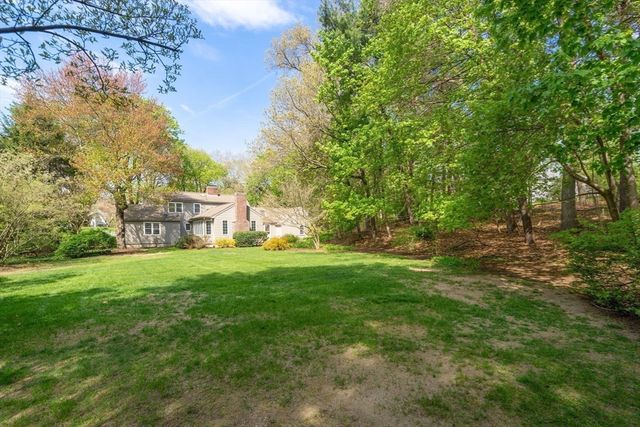 25 Moore Rd, Wayland, MA 01778