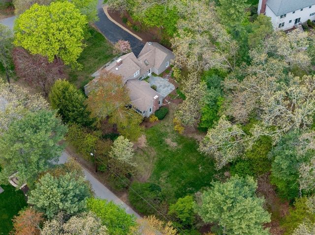 25 Moore Rd, Wayland, MA 01778