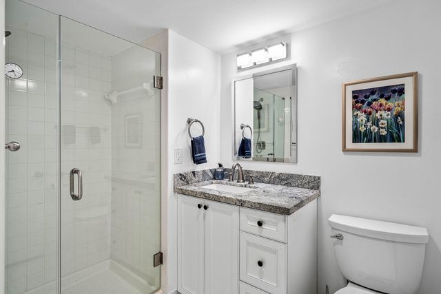 16 WESTGATE Lane 16C, Boynton Beach, FL 33436
