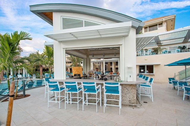 16 WESTGATE Lane 16C, Boynton Beach, FL 33436