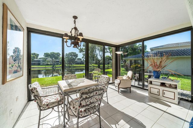 16 WESTGATE Lane 16C, Boynton Beach, FL 33436