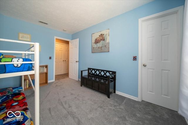 6907 Governors Point Drive, Indianapolis, IN 46217