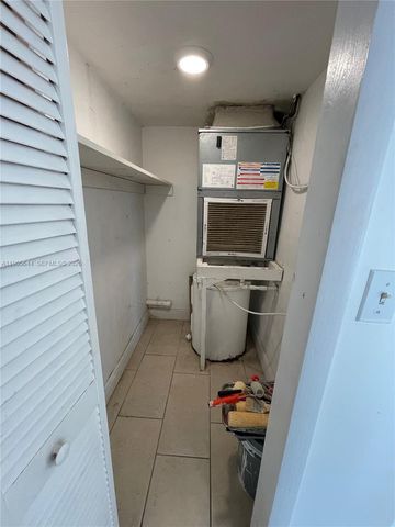 4721 NW 7th St 101-12, Miami, FL 33126