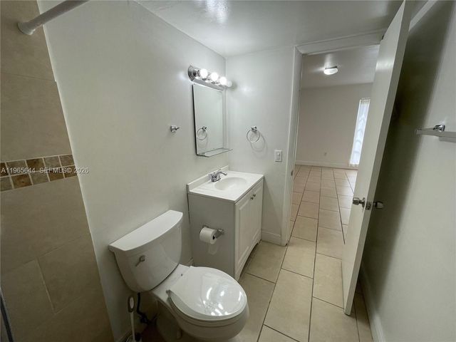 4721 NW 7th St 101-12, Miami, FL 33126