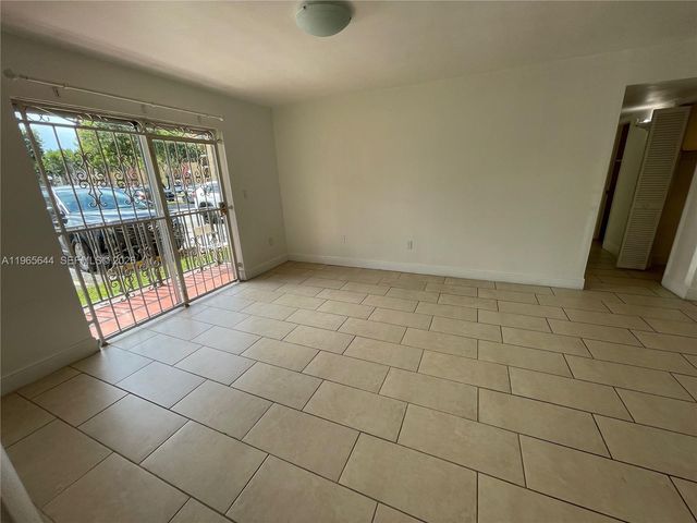 4721 NW 7th St 101-12, Miami, FL 33126