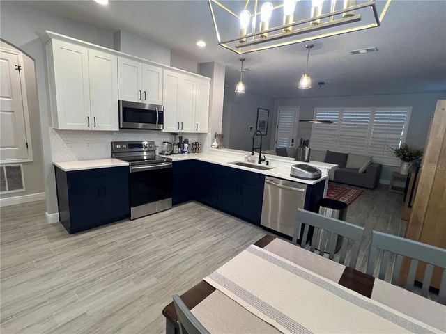9803 SWEETLEAF STREET, Orlando, FL 32827