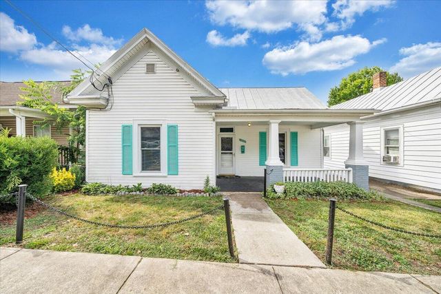 1203 Stewart AVE SE, Roanoke, VA 24013