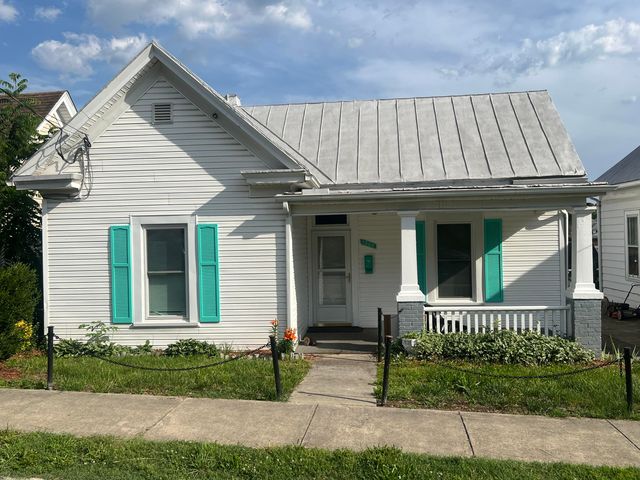 1203 Stewart AVE SE, Roanoke, VA 24013