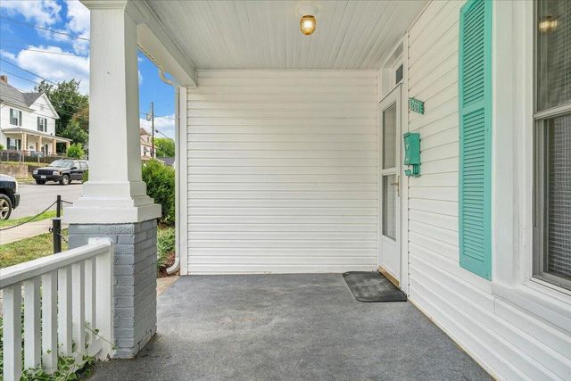 1203 Stewart AVE SE, Roanoke, VA 24013