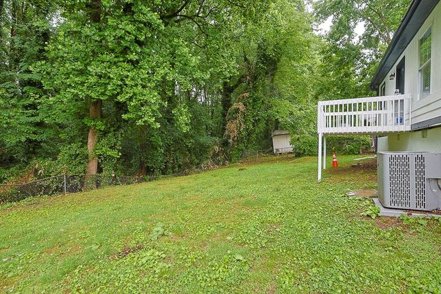 252 Whitworth Drive SW, Atlanta, GA 30331