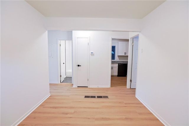 252 Whitworth Drive SW, Atlanta, GA 30331