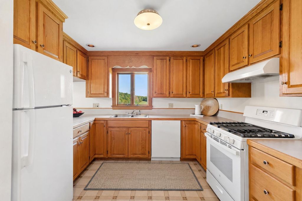 716 Hodsdon Road, Pownal, ME 04069 — photo 4