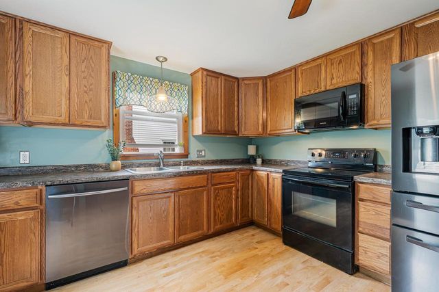 1412 W SPRING STREET, Appleton, WI 54914