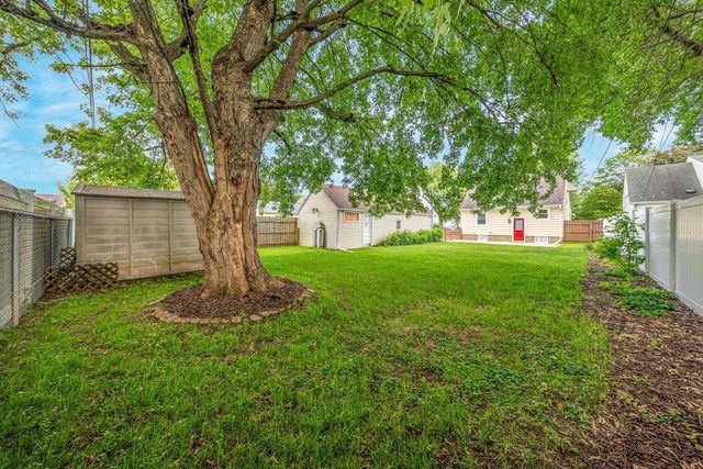 1412 W SPRING STREET, Appleton, WI 54914