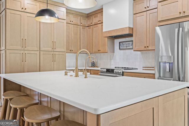 268 Northwoods Drive, Mount Airy, GA 30563