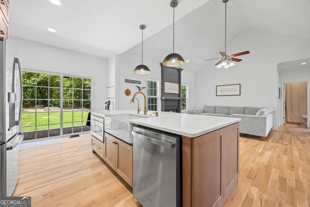 268 Northwoods Drive, Mount Airy, GA 30563