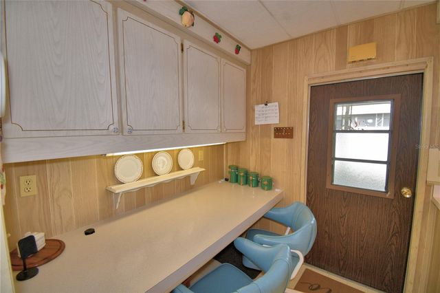 127 PARADISE LANE, Auburndale, FL 33823