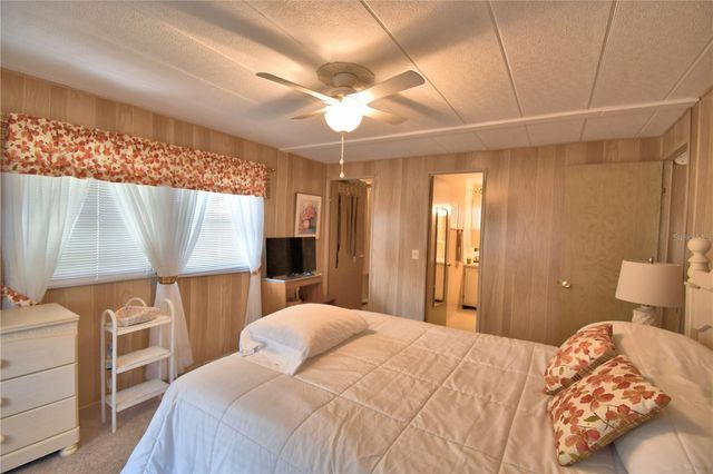 127 PARADISE LANE, Auburndale, FL 33823