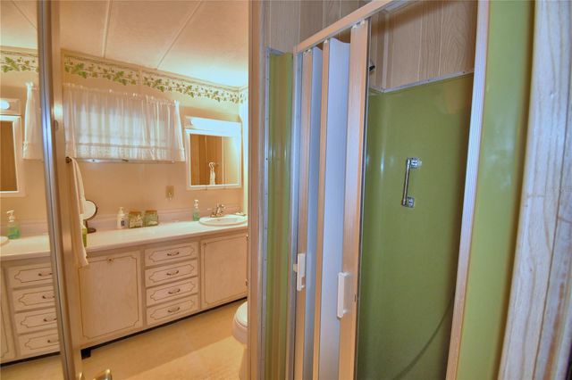 127 PARADISE LANE, Auburndale, FL 33823