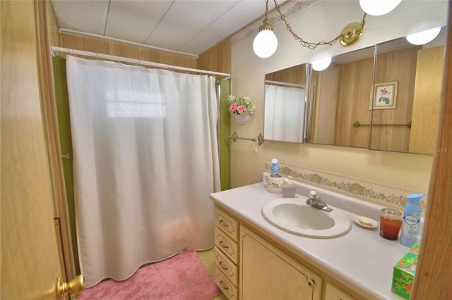 127 PARADISE LANE, Auburndale, FL 33823