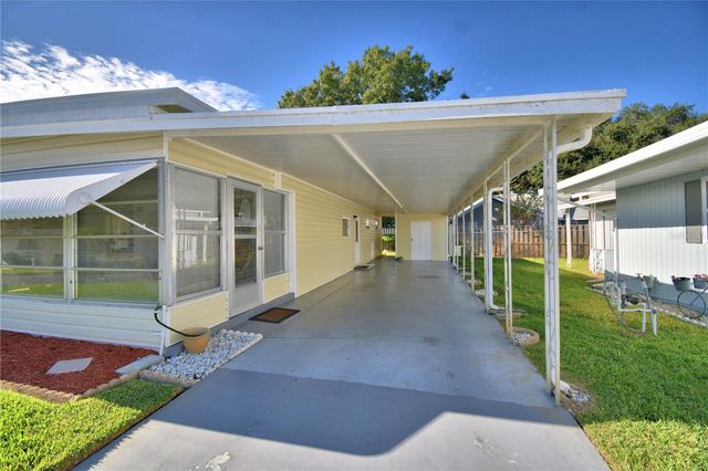 127 PARADISE LANE, Auburndale, FL 33823