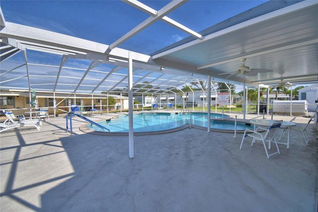 127 PARADISE LANE, Auburndale, FL 33823