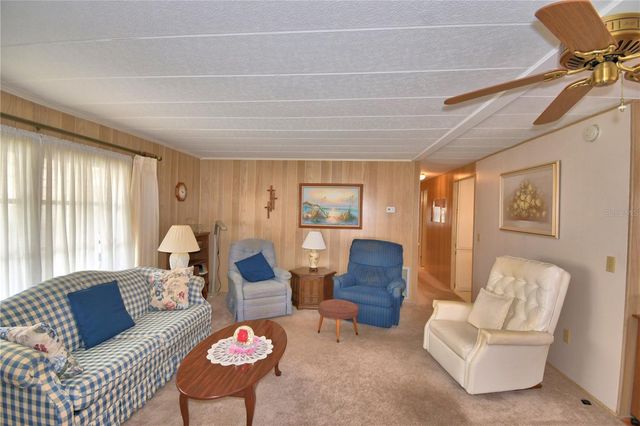 127 PARADISE LANE, Auburndale, FL 33823