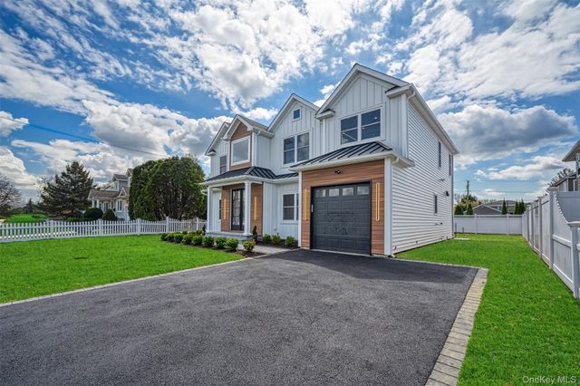 238 North Pine Street, Massapequa, NY 11758