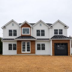 238 North Pine Street, Massapequa, NY 11758