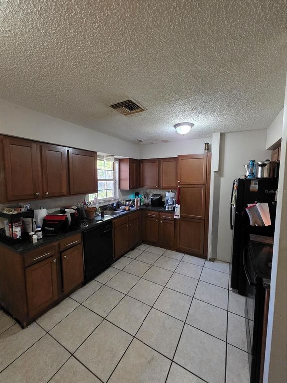Image 5 of property listing at 5623 GOLDEN NUGGET STREET, Holiday, FL 34690