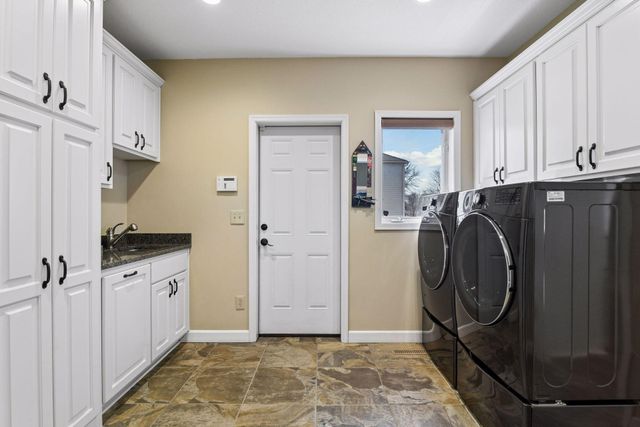 3975 Zanzibar Lane N, Plymouth, MN 55446