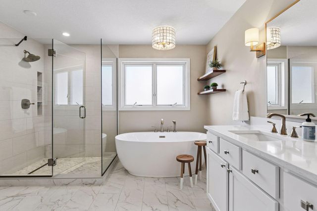 3975 Zanzibar Lane N, Plymouth, MN 55446