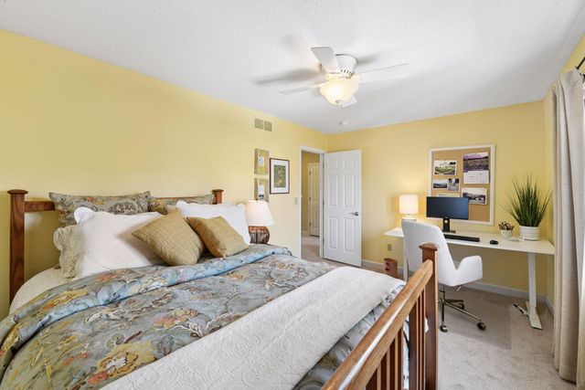 3975 Zanzibar Lane N, Plymouth, MN 55446