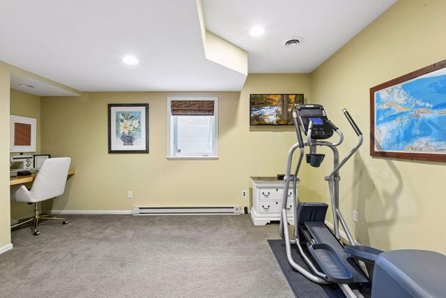 3975 Zanzibar Lane N, Plymouth, MN 55446