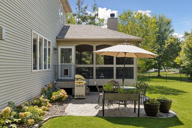 3975 Zanzibar Lane N, Plymouth, MN 55446