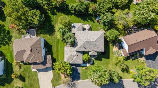 3975 Zanzibar Lane N, Plymouth, MN 55446