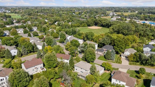 3975 Zanzibar Lane N, Plymouth, MN 55446