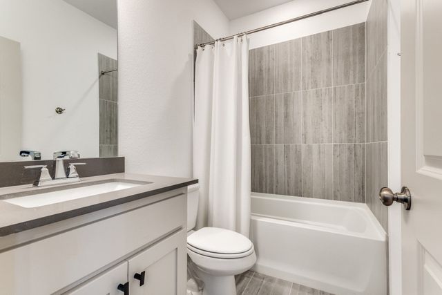 221 McConathy Way, Flower Mound, TX 75028