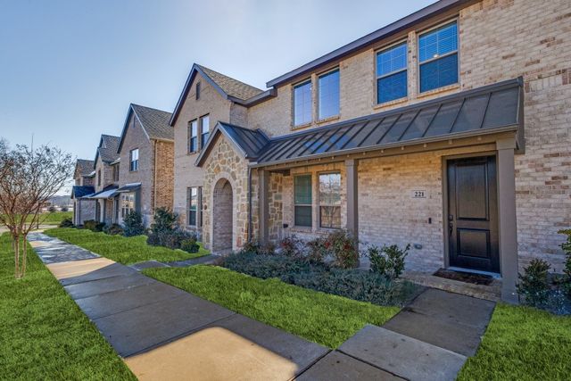 221 McConathy Way, Flower Mound, TX 75028