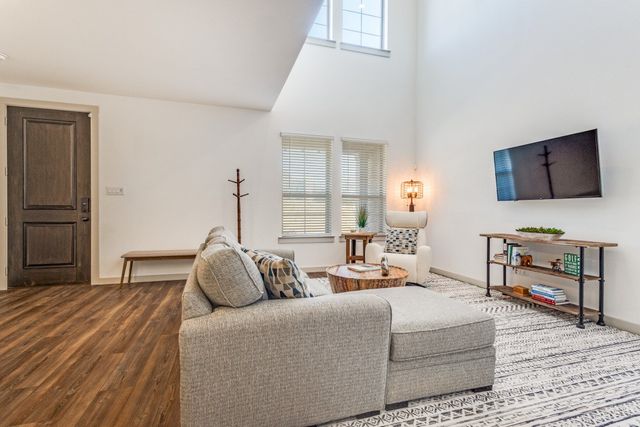 221 McConathy Way, Flower Mound, TX 75028