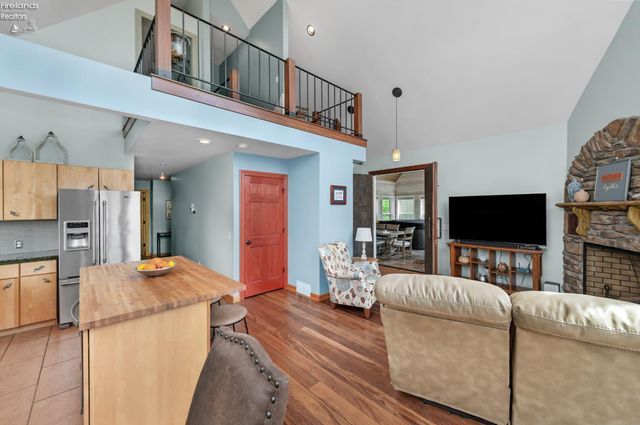 3081 Butler Road, Wakeman, OH 44889