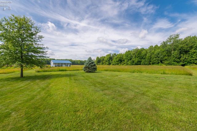 3081 Butler Road, Wakeman, OH 44889