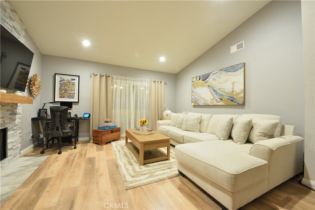 72 Greenmoor 36, Irvine, CA 92614 — photo 4