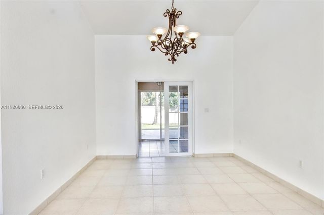 421 NW 136th Ave 421, Miami, FL 33182